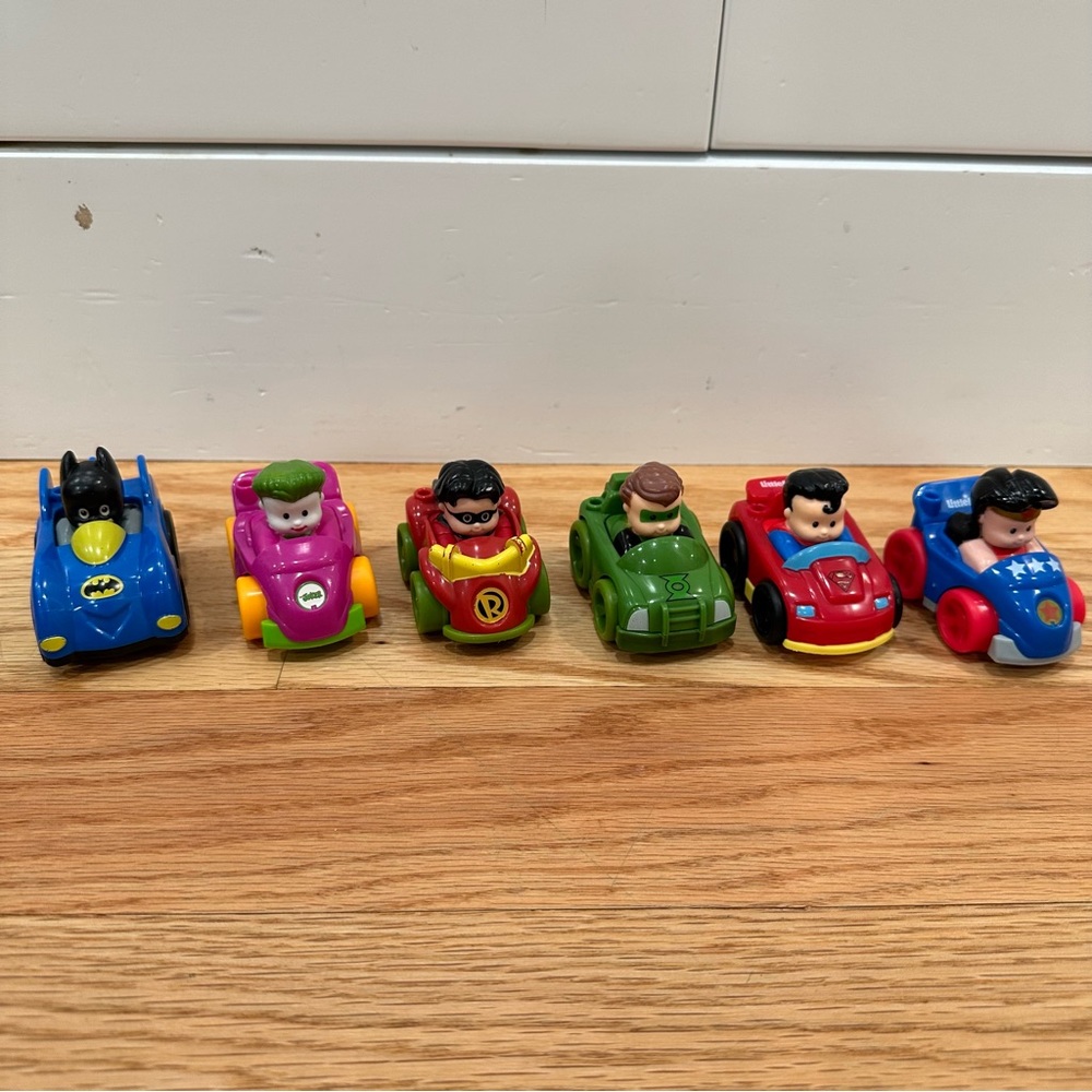 Fisher Price Little People Little Wheelies Superhero Set